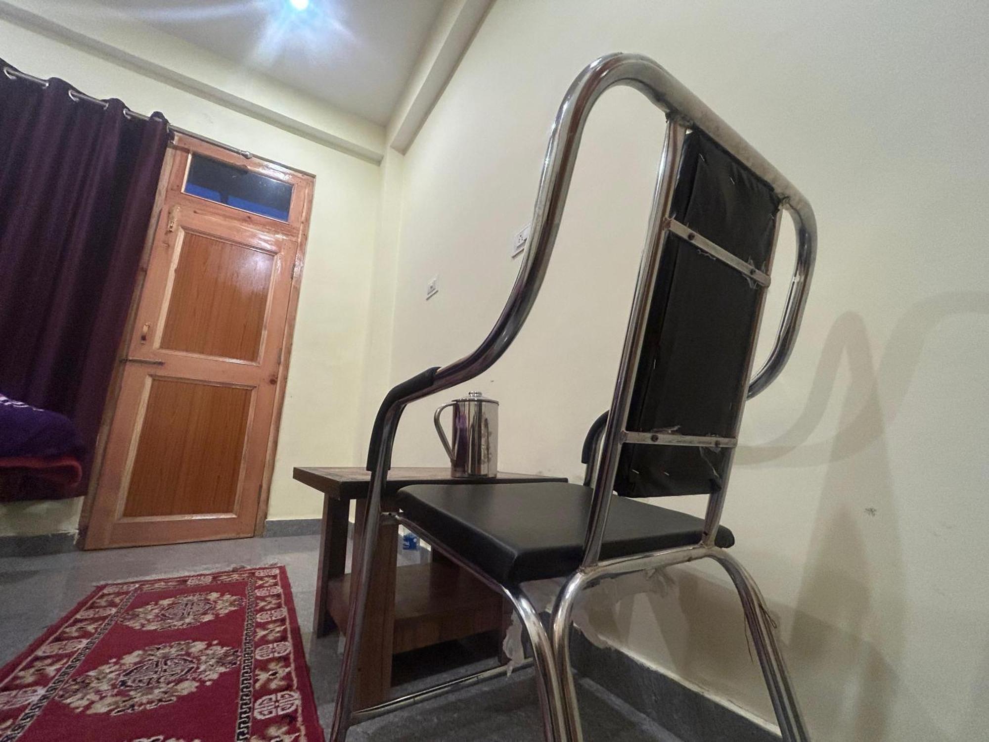 Karma Guest House And Cafe Kalgha 部屋 写真